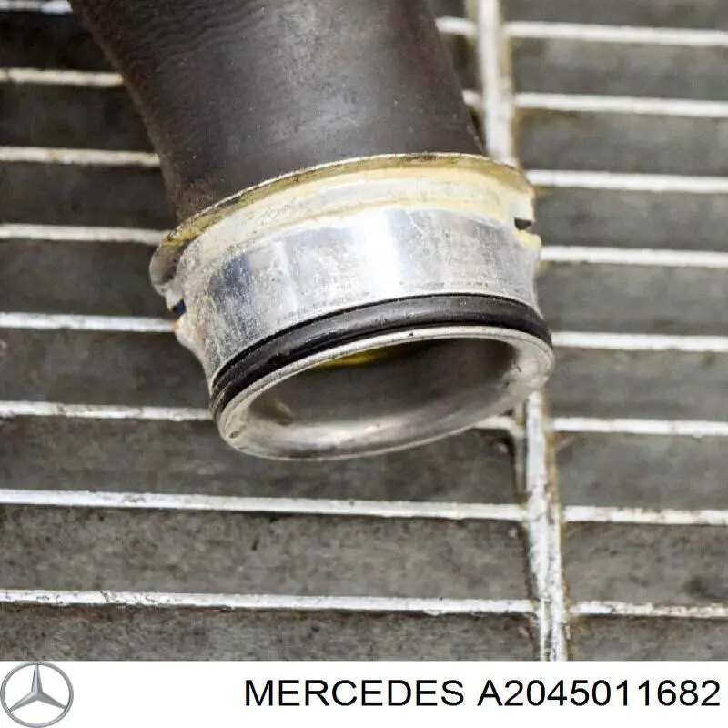 Шланг/патрубок радіатора охолодження, нижній Mercedes A2045011682 ціна, від 8.87 USD