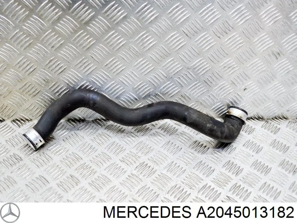 Шланг/патрубок радіатора охолодження, верхній A2045013182 Mercedes