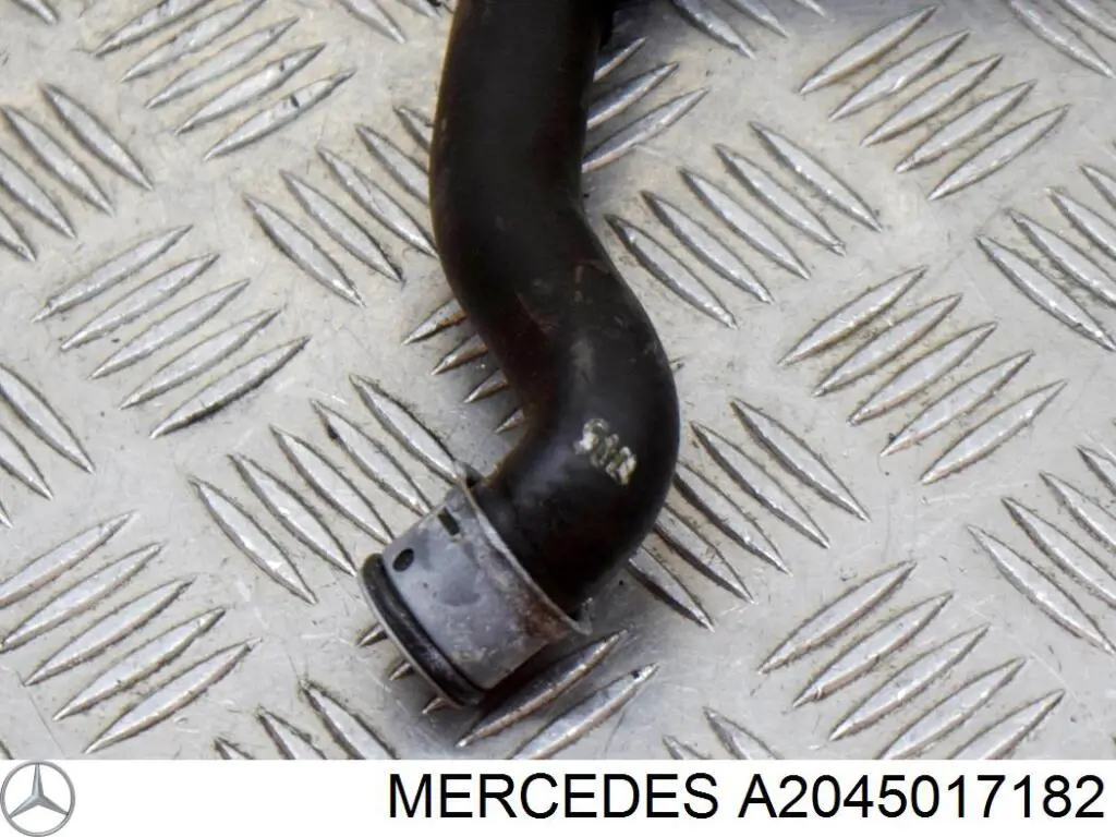 A2045017182 Mercedes Шланг розширювального бачка, нижній