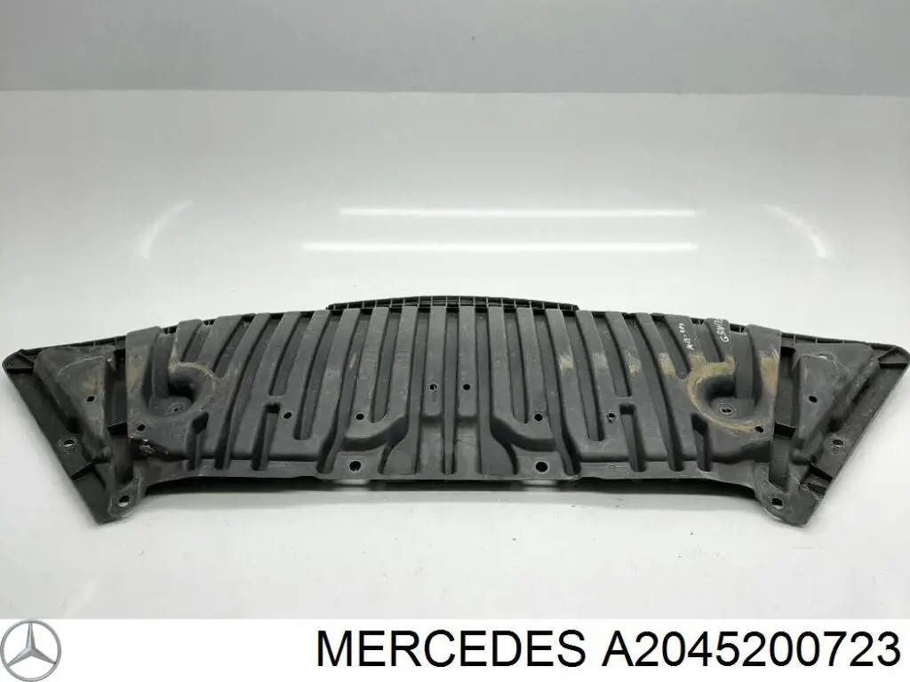 Захист двигуна передній A2045200723 Mercedes