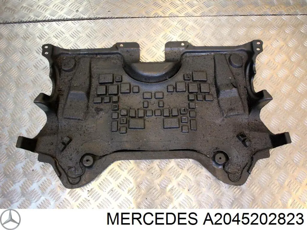 Захист моторного відсіку Mercedes A2045200823 ціна, від 25.66 USD