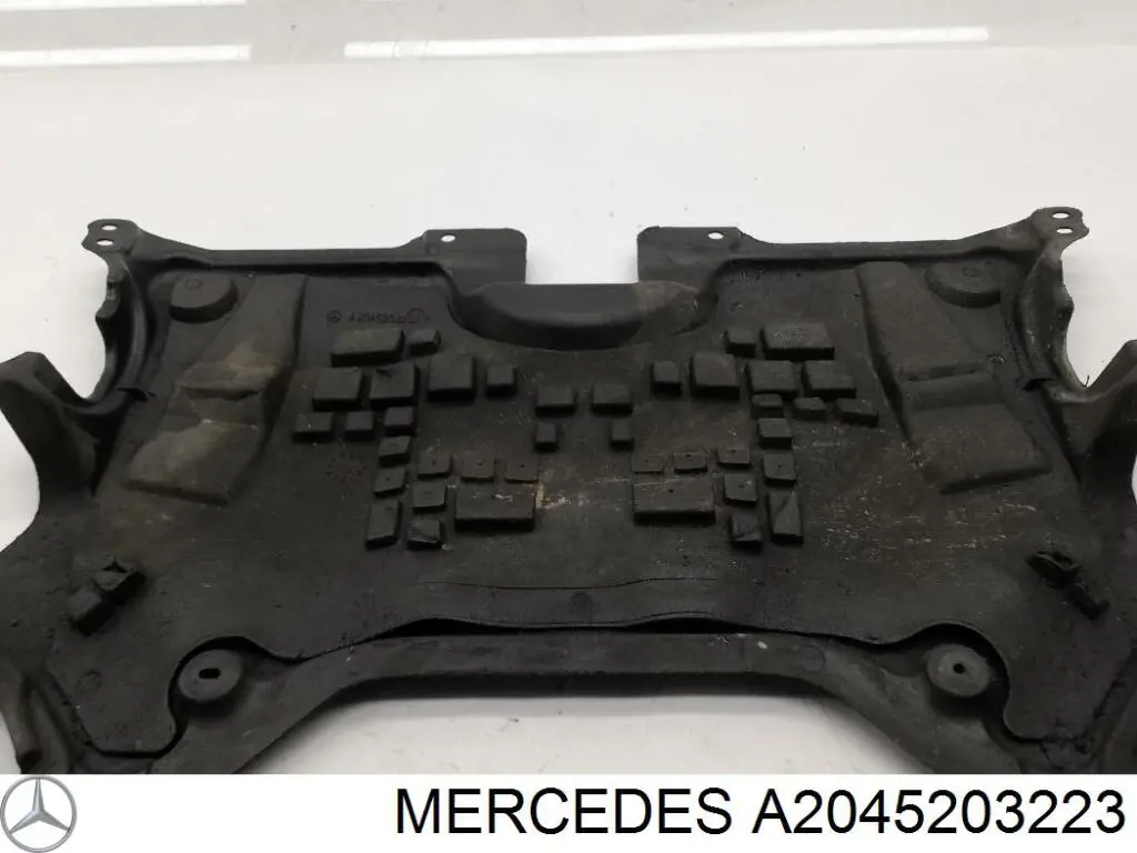 Захист двигуна, піддона (моторного відсіку) на Mercedes C-Class (W204)
