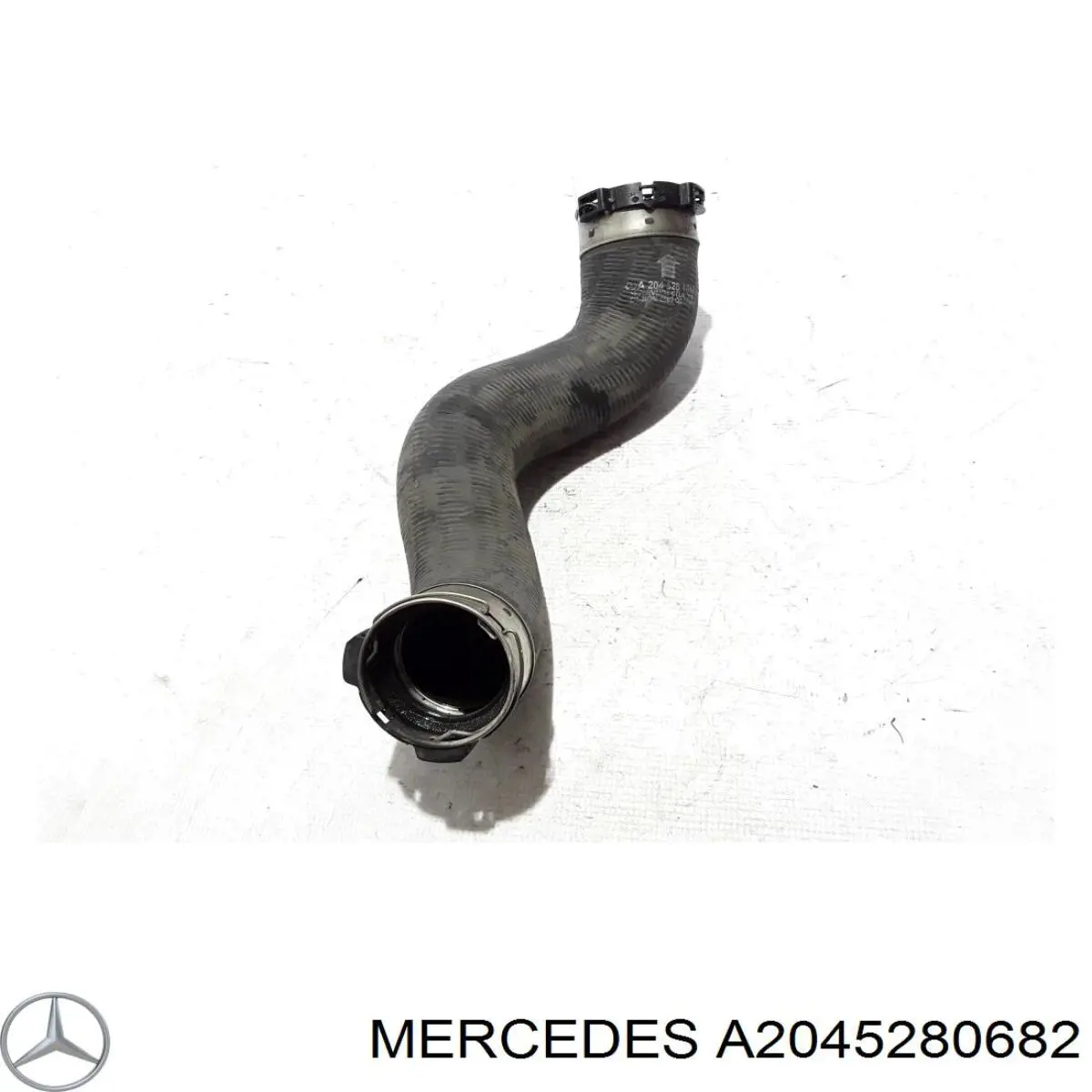 Шланг/патрубок интеркуллера Mercedes A2045280682 ціна, від 34.21 USD