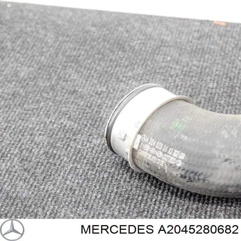Шланг/патрубок интеркуллера Thermotec DCM096TT ціна, від 44.34 USD