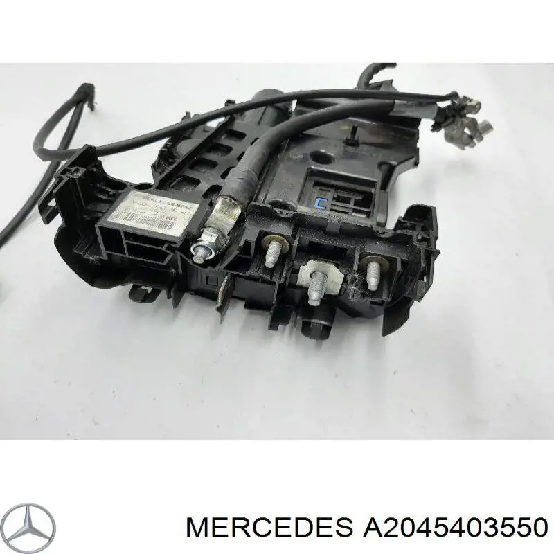 Коробка запобіжників Mercedes A2045403550 ціна, від 114.02 USD