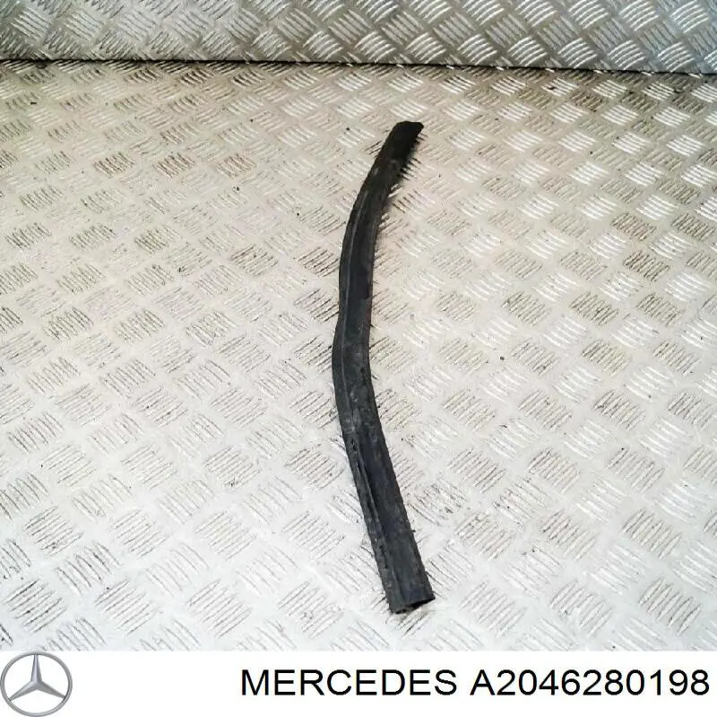 Купити A2046280198 Mercedes 