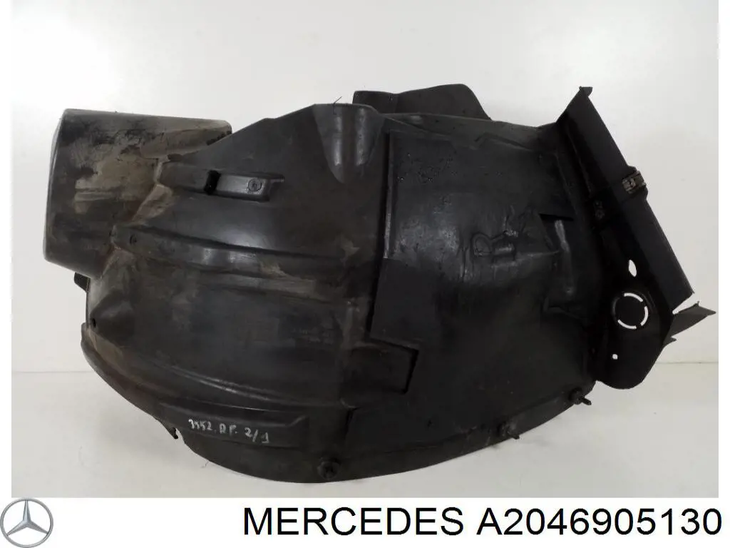 Підкрилок переднього крила, лівий передній Mercedes A2046905130 ціна, від 109.16 USD