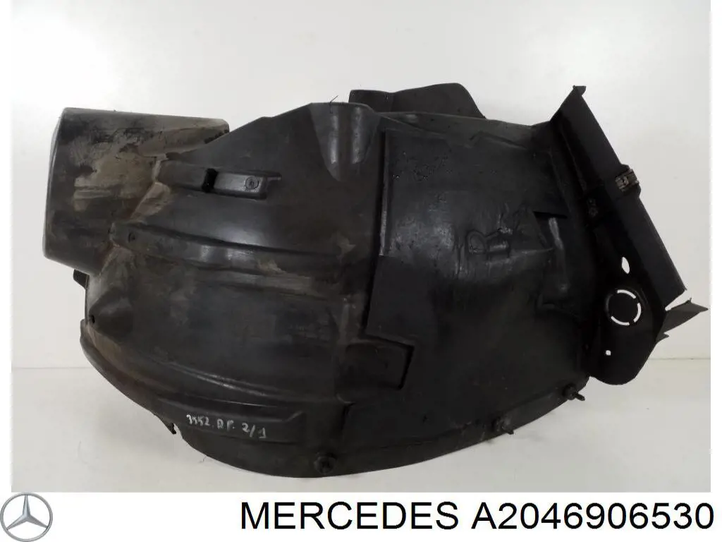 Підкрилок переднього крила, лівий передній Mercedes A2046906530 ціна, від 109.16 USD
