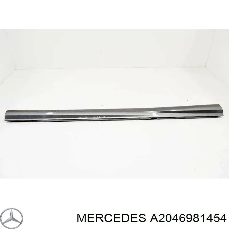  Накладка зовнішня (молдинг) порога, правий Mercedes C 
