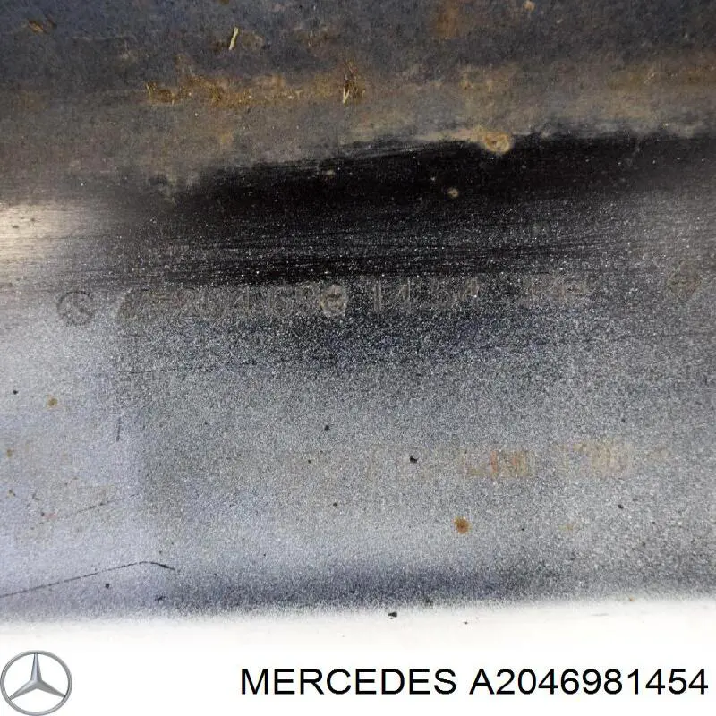A2046981454 Mercedes Накладка зовнішня (молдинг) порога, правий