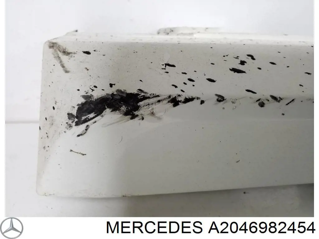  Mercedes A2046982454 ціна, від 146.30 USD