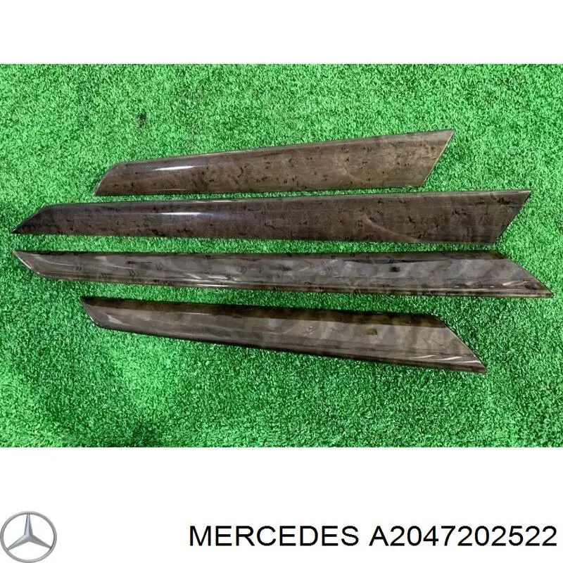 Купити A2047202522 Mercedes 