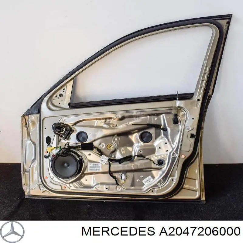Двері передні, праві Mercedes A204720600064 ціна, від 115.55 USD