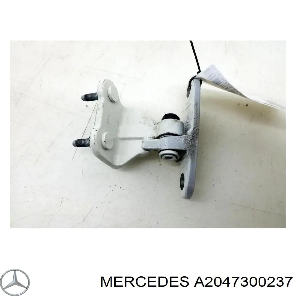 A2047301137 Mercedes Петля задніх дверей, правих