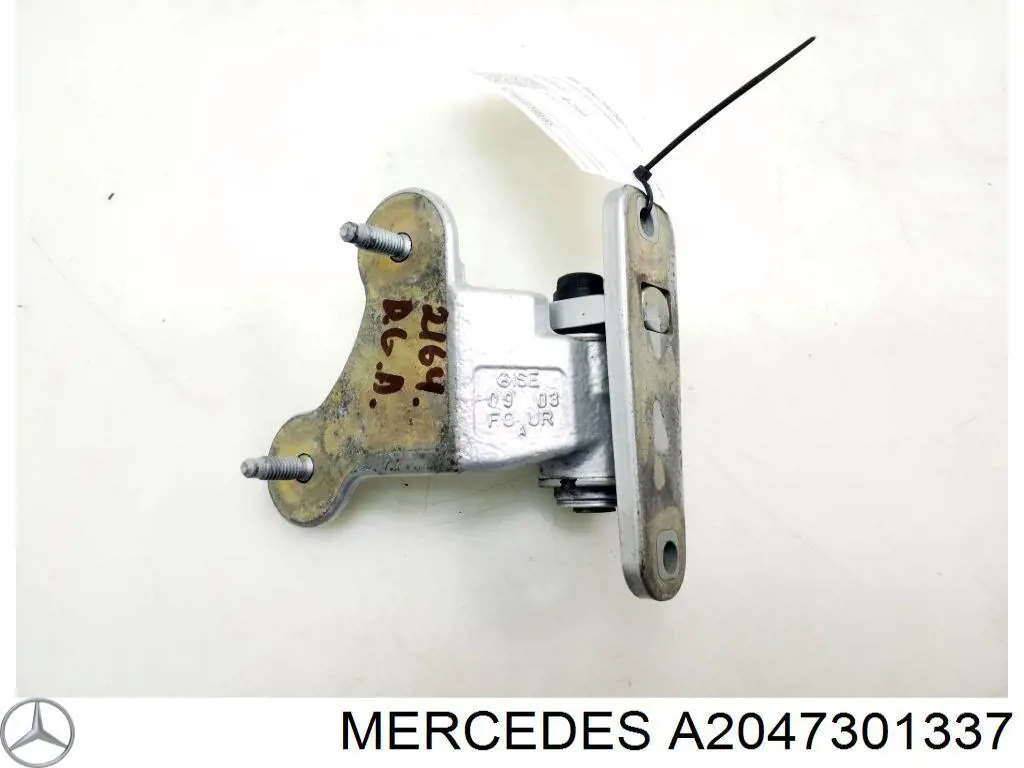Петля задніх правих дверей Mercedes A2047301337