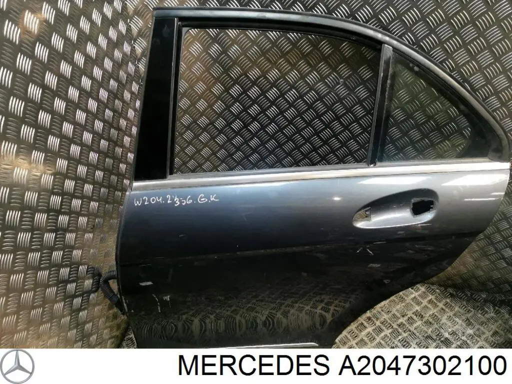 Купити A2047302100 Mercedes Двері задні, ліві
