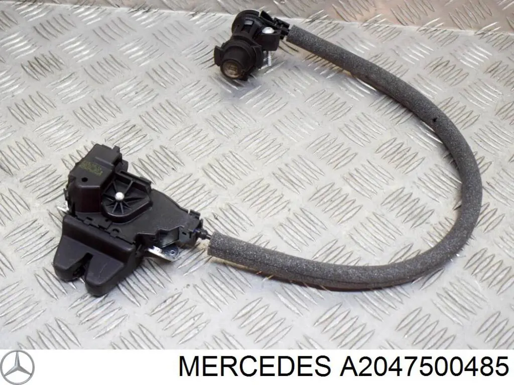 Замок багажника A2047500485 Mercedes