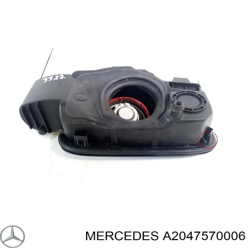 Лючок бензобака A2047570006 Mercedes