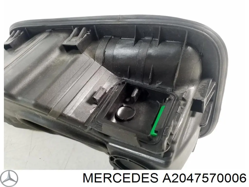 A2047570006 Mercedes Дверцята бензобака