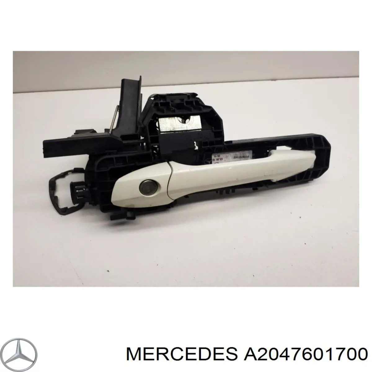 Купити A2047601700 Mercedes Тримач зовнішньої ручки дверей, передньої лівої