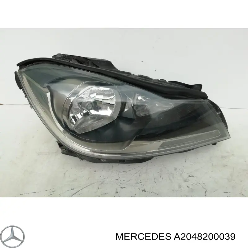 A2048200039 Mercedes Фара правая