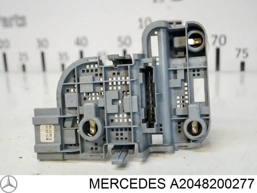 Купити A2048200277 Mercedes Плата заднього ліхтаря, контактна