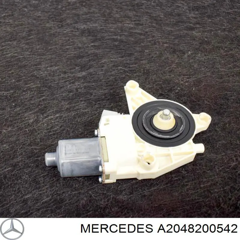 Двигун стеклопод'емника двері задньої, лівої A2048200542 Mercedes