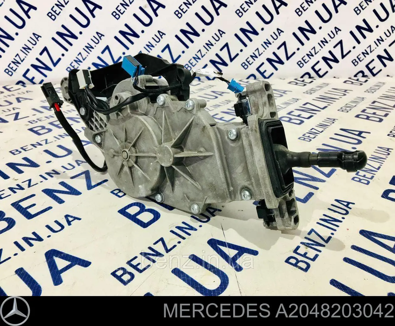 Купити A2048203042 Mercedes Мотор-привод відкриття/закриття кришки багажника