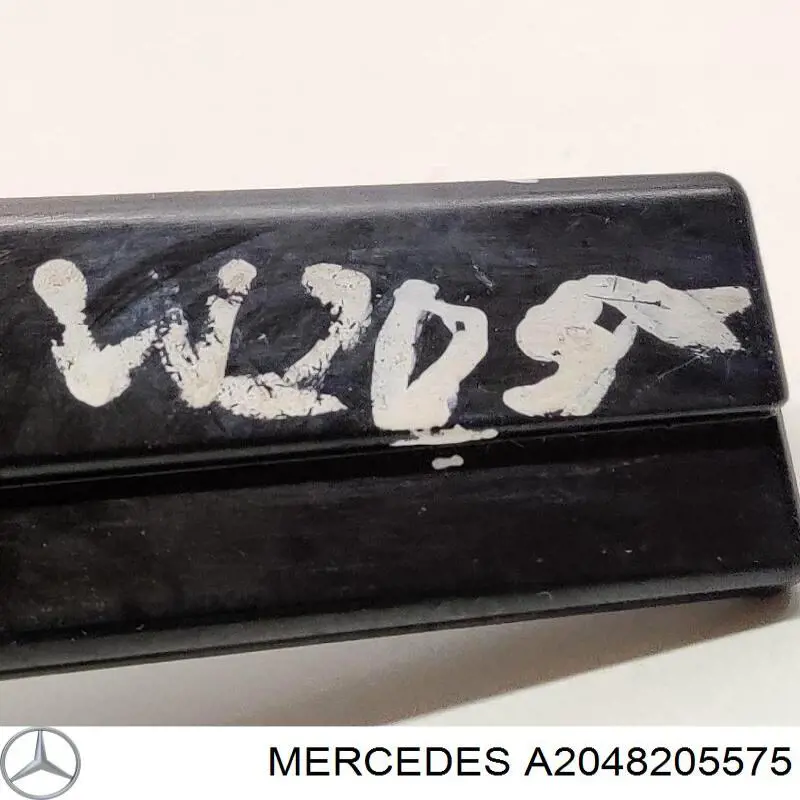 Антена Mercedes A2048205575 ціна, від 8.89 USD