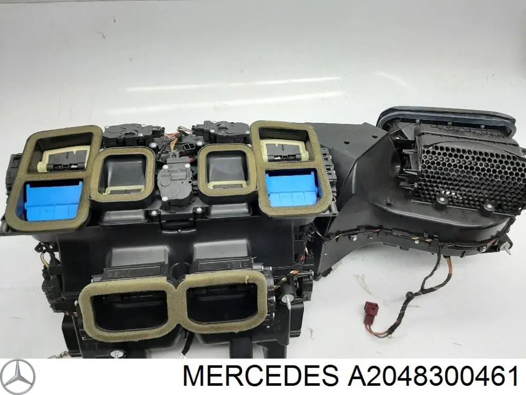 Радіатор пічки (обігрівача), задній A2048300461 Mercedes