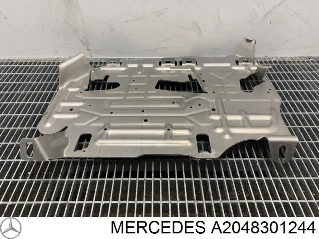Купити A2048301244 Mercedes 