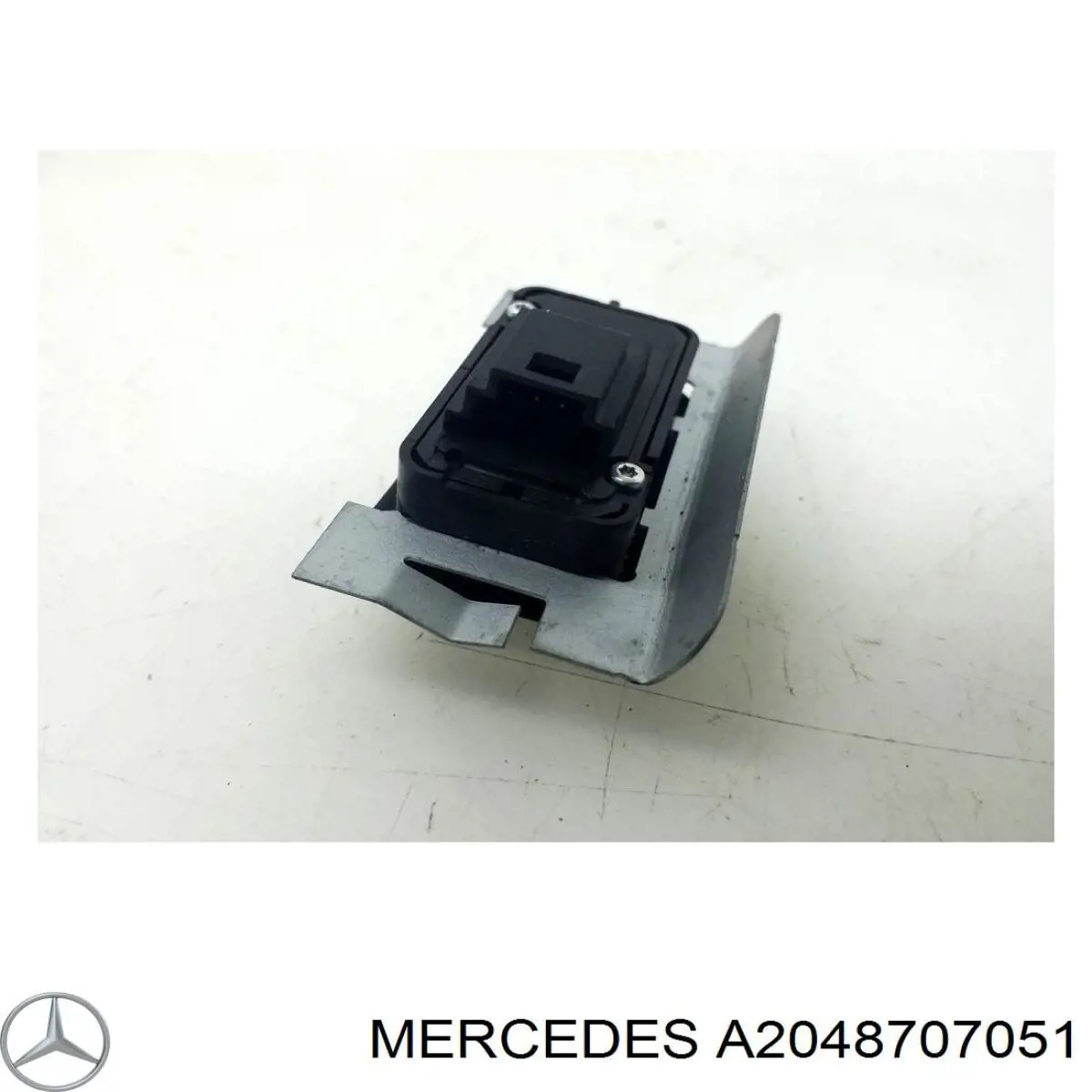 Купити A2048707051 Mercedes 
