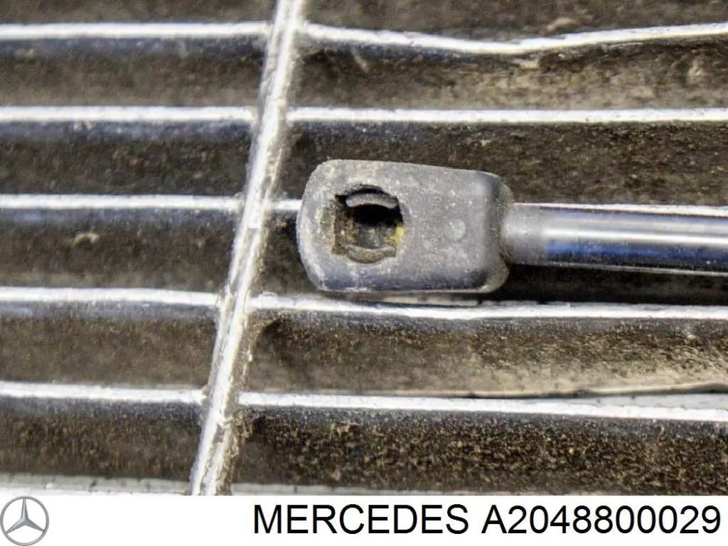A2048800029 Mercedes Стійка капота