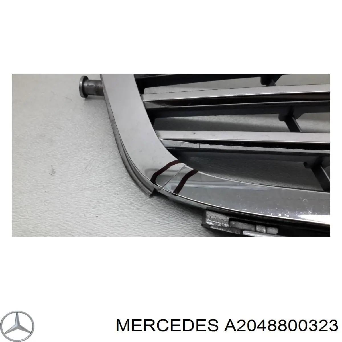 Купити A2048800323 Mercedes Захисна решітка радіатора