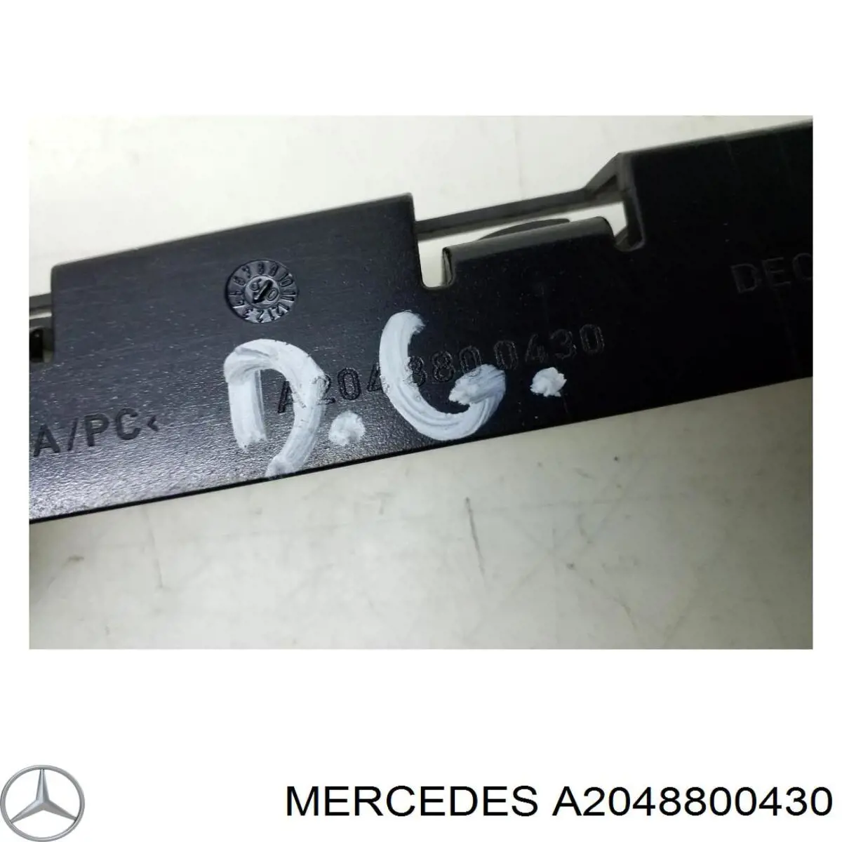 A2048800430 Mercedes 