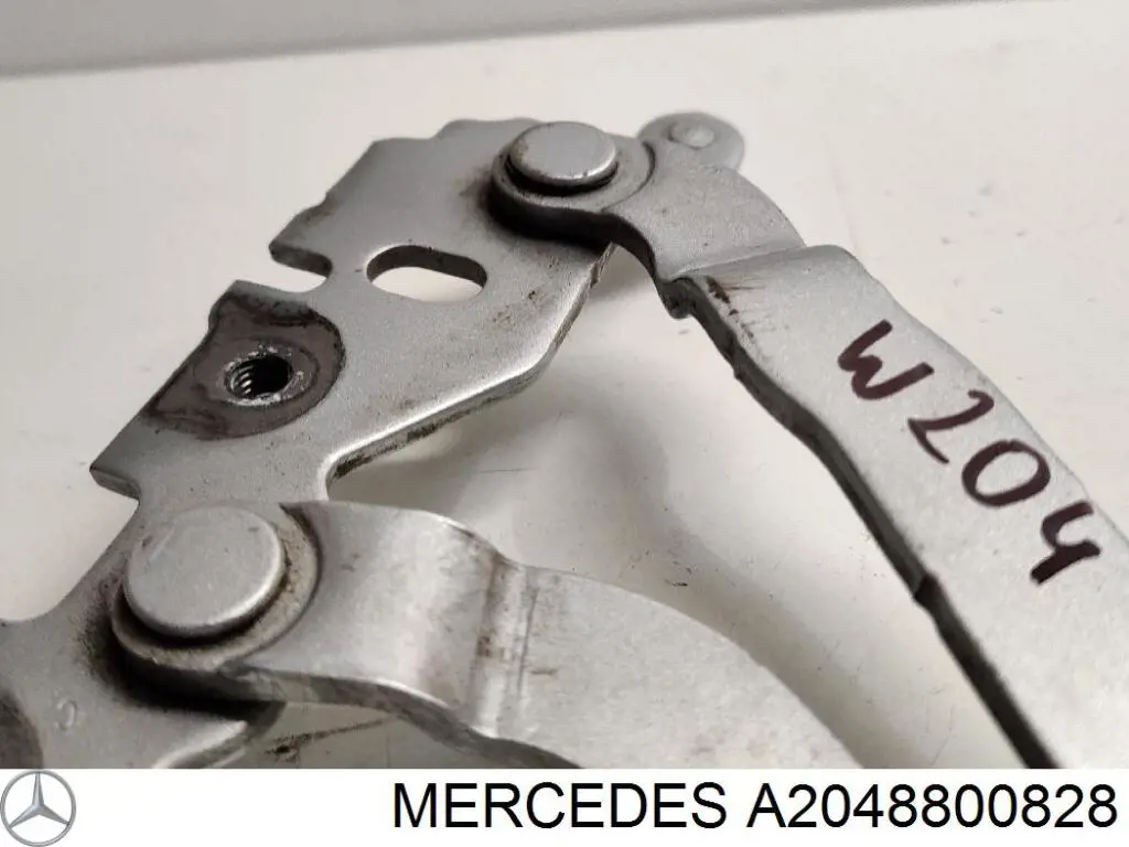 Петля капота, права Mercedes A2048800828