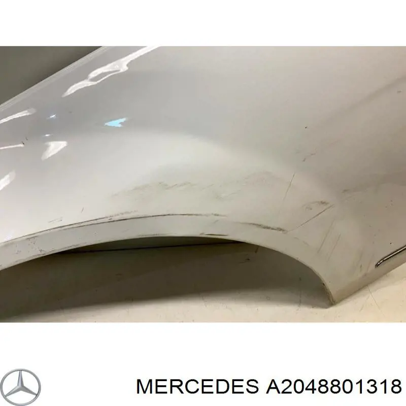 A2048801318 Mercedes крило переднє ліве