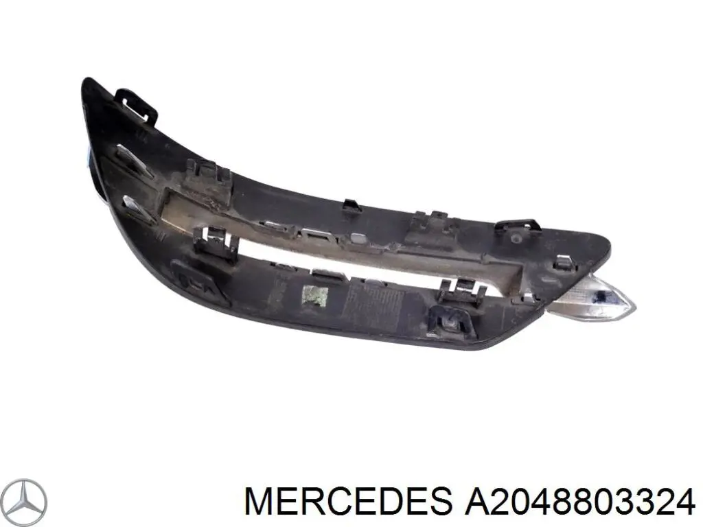 Заглушка/ решітка протитуманних фар бампера переднього, права на Mercedes C (W204)