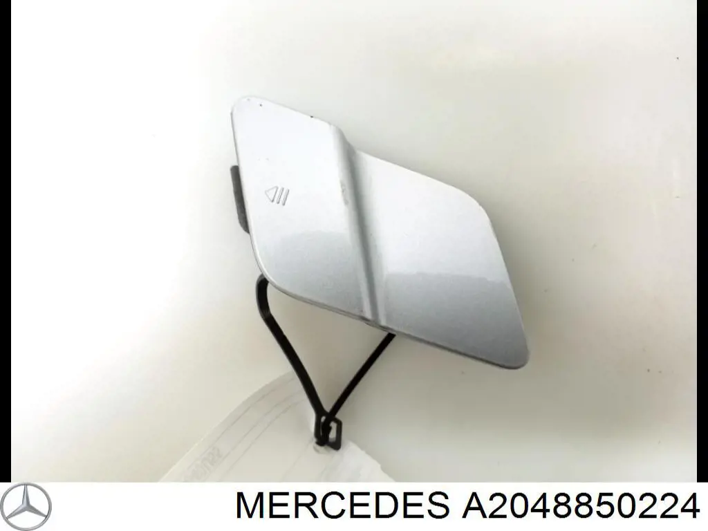 Заглушка бампера буксирувального гака, передня Mercedes A2048850224 ціна, від 5.09 USD