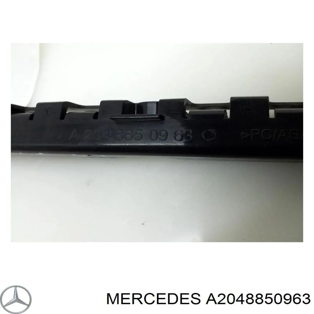 Купити A2048850963 Mercedes 