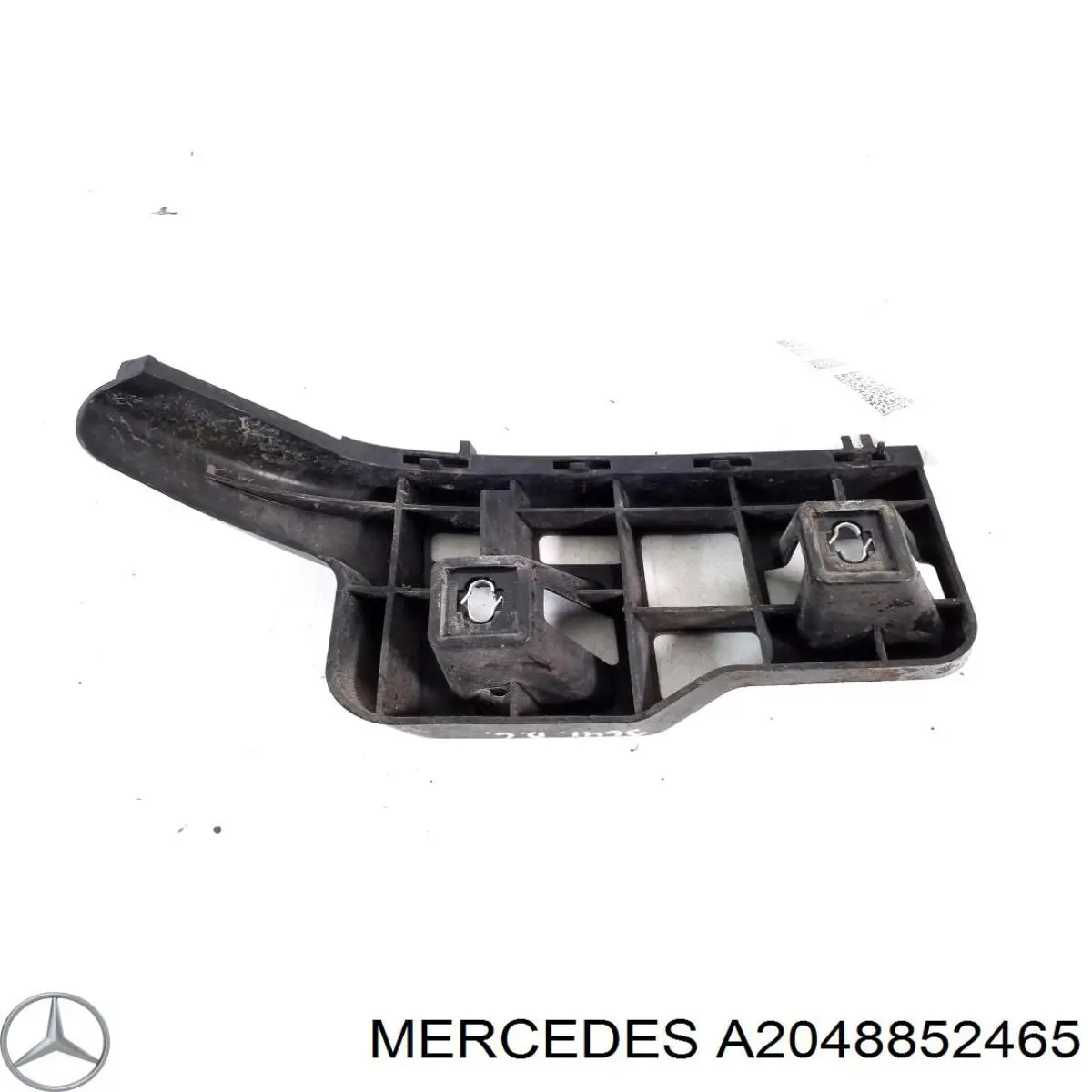 Кронштейн бампера заднього, правий Mercedes A2048852465 ціна, від 31.67 USD