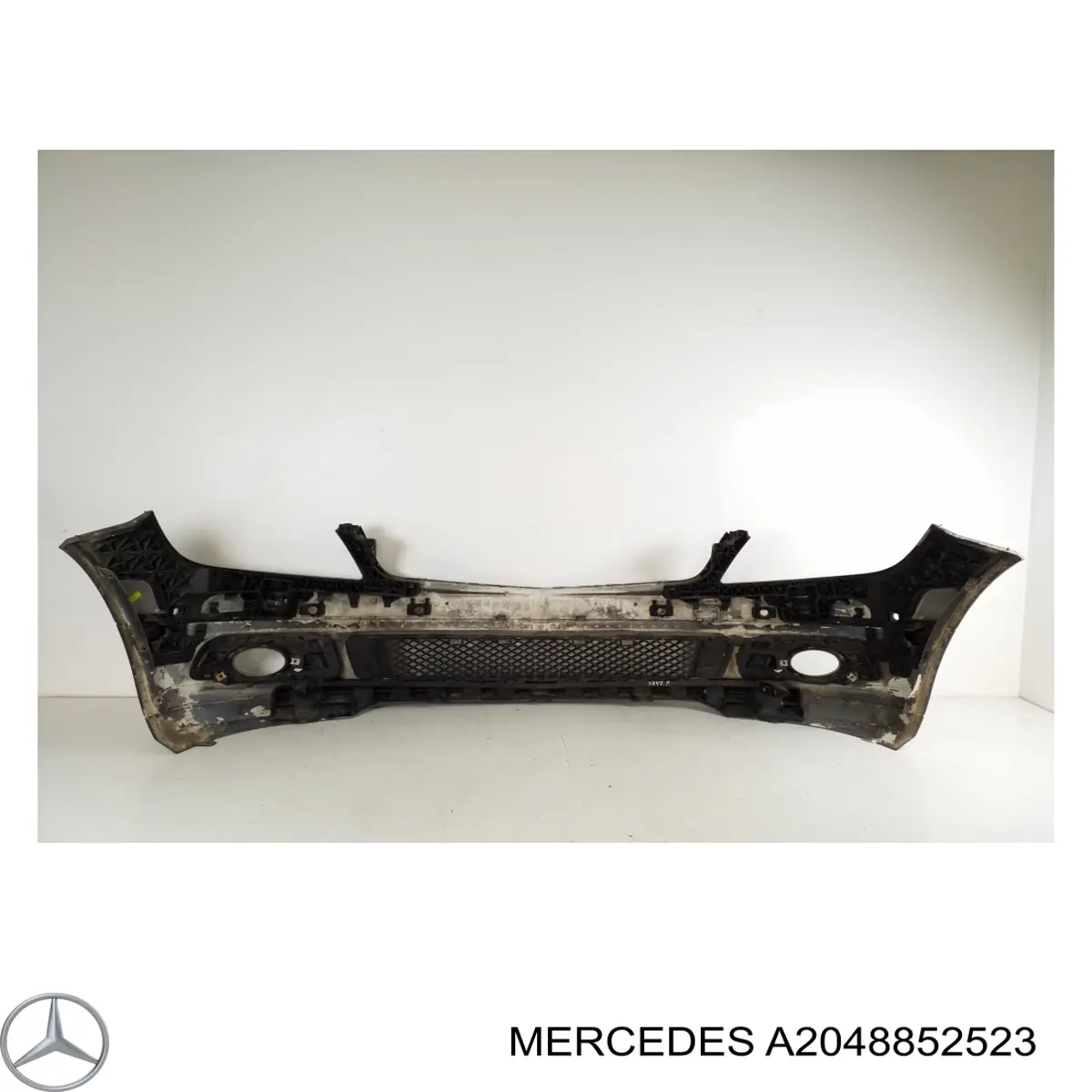 Купити A2048852523 Mercedes Заглушка/ решітка протитуманних фар бампера переднього, права