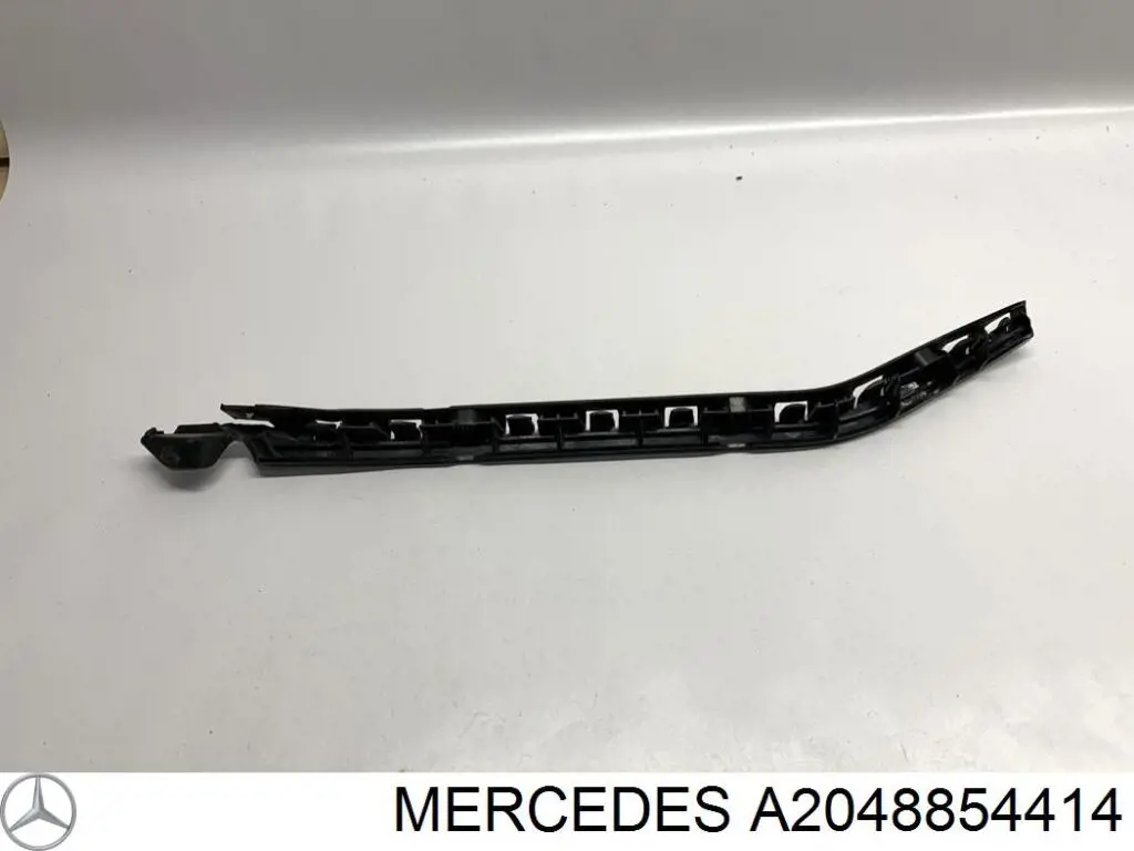 A2048854414 Mercedes Лівий кронштейн заднього бампера