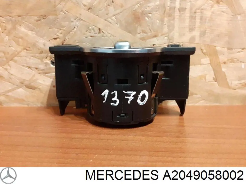 Купити A2049058002 Mercedes Перемикач світла фар, на "торпеді"