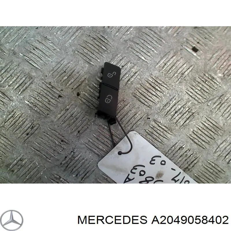 Кнопка блокування дверей A2049058402 Mercedes