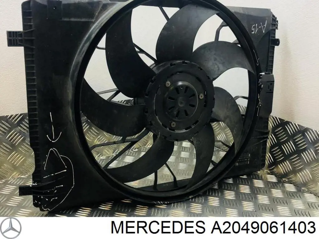 Вентилятор радіатора Mercedes A2049061403 ціна, від 249.48 USD
