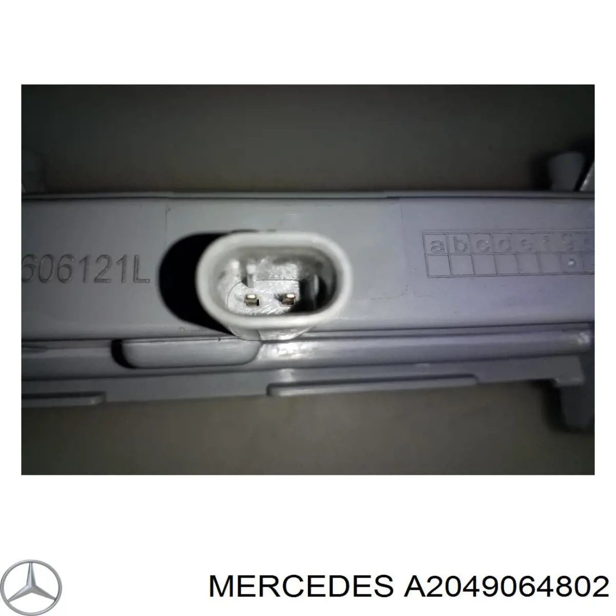Фара денного світла, ліва Mercedes A2049064802 ціна, від 65.24 USD