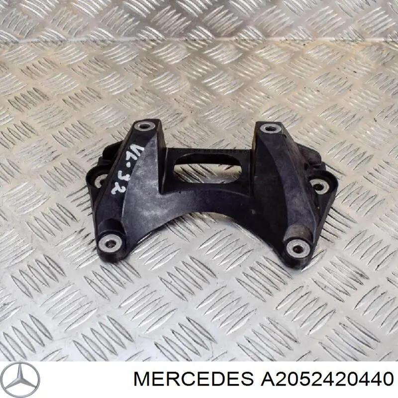  A2052420440 Mercedes