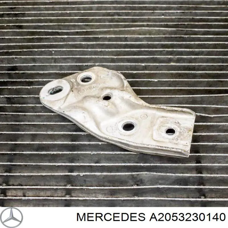Купити A2053230140 Mercedes 