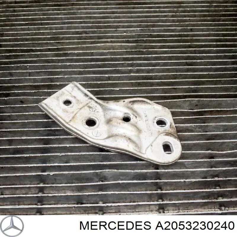 Купити A2053230240 Mercedes 